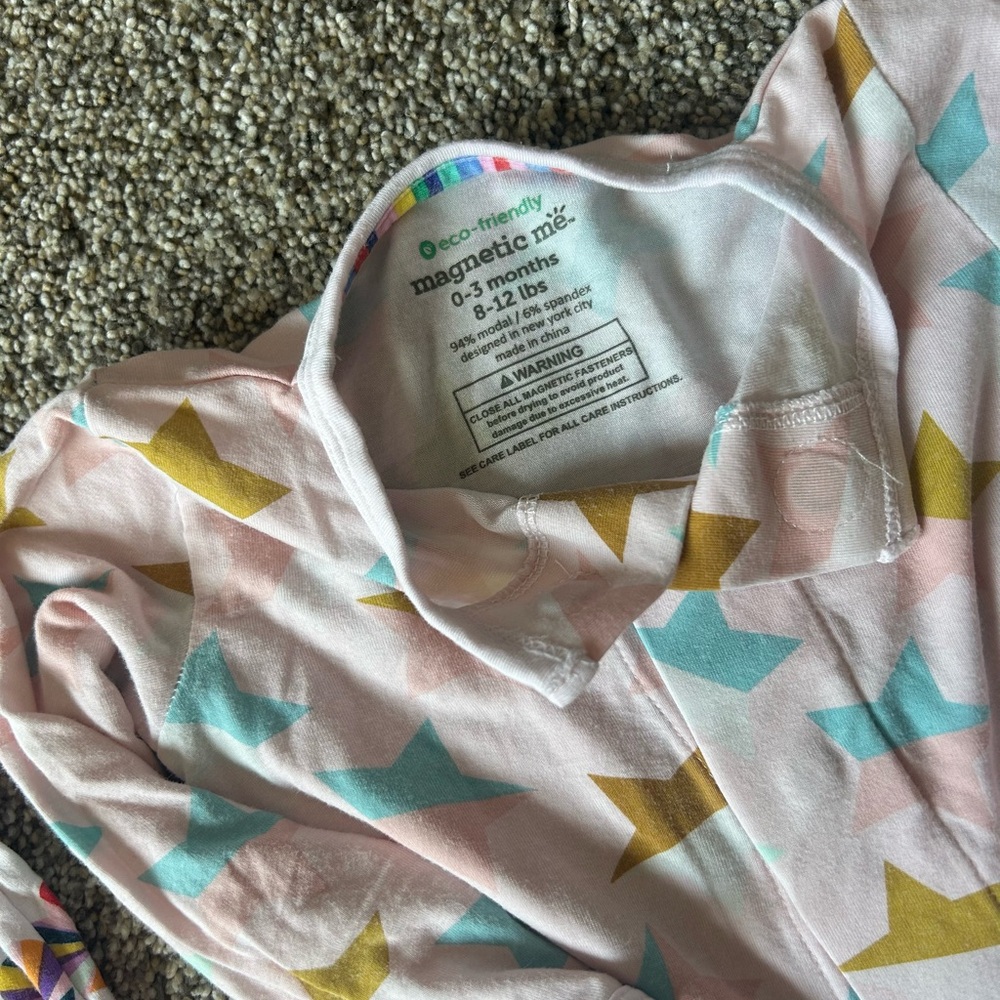 Magnetic Me Bundle - Picture 4 of 9